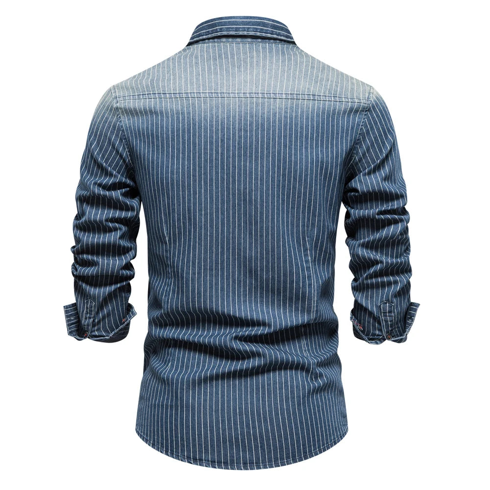 Jeans-Fußgängerhemd